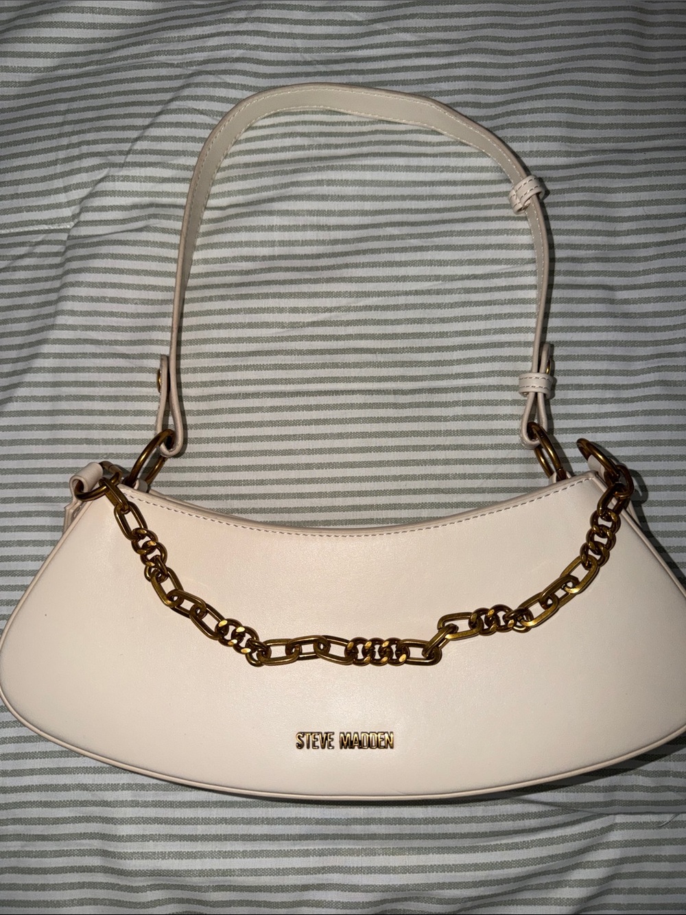 Steve Madden Creamy Ivory Shoulder Bag with Gold Chain Accent